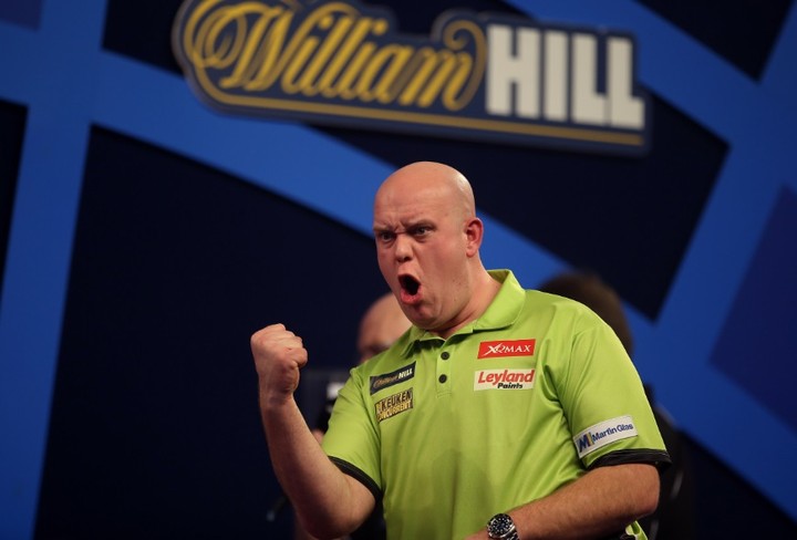 MS v šípkach: V novoročnom finále van Gerwen a Wright!